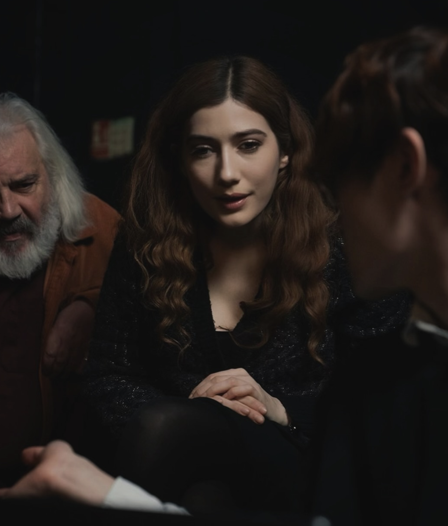 Read more about the article Anna Silverman: A Theatrical Metamorphosis